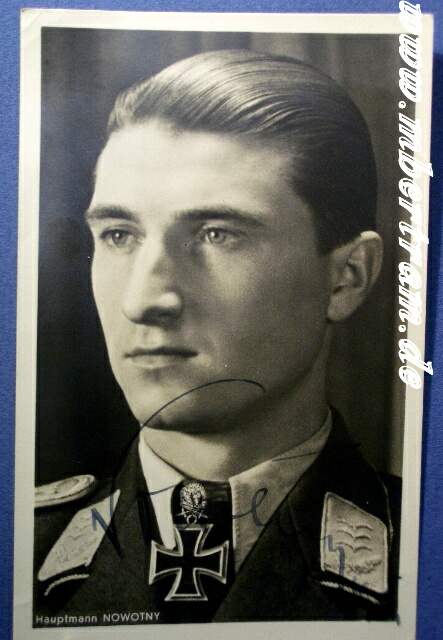 Originalsignatur Walter Nowotny, RK Eichenlaub, Schw., Brilli.