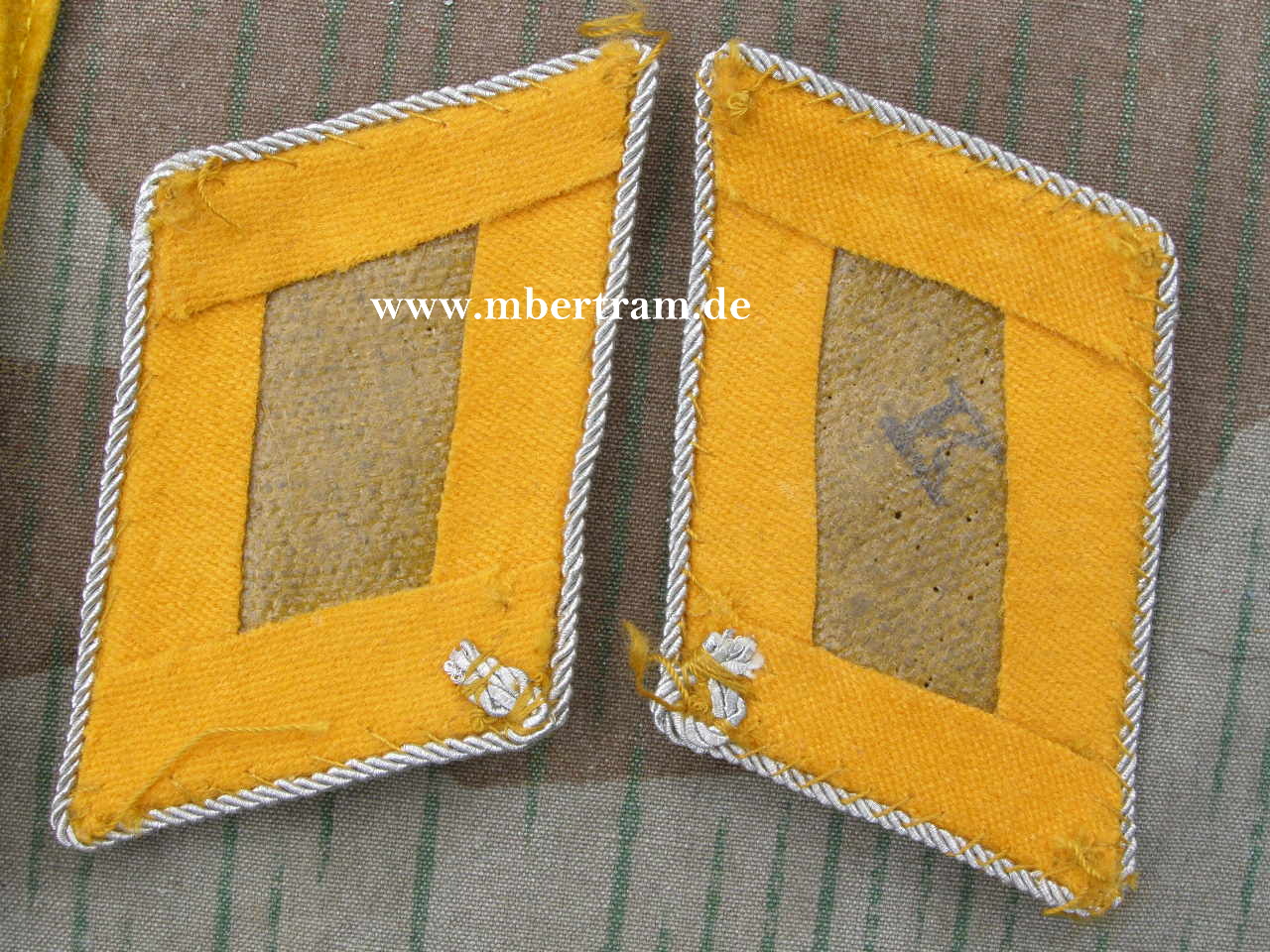 Paar Kragenspiegel u Schulterklappen Luftwaffe, Hauptmann