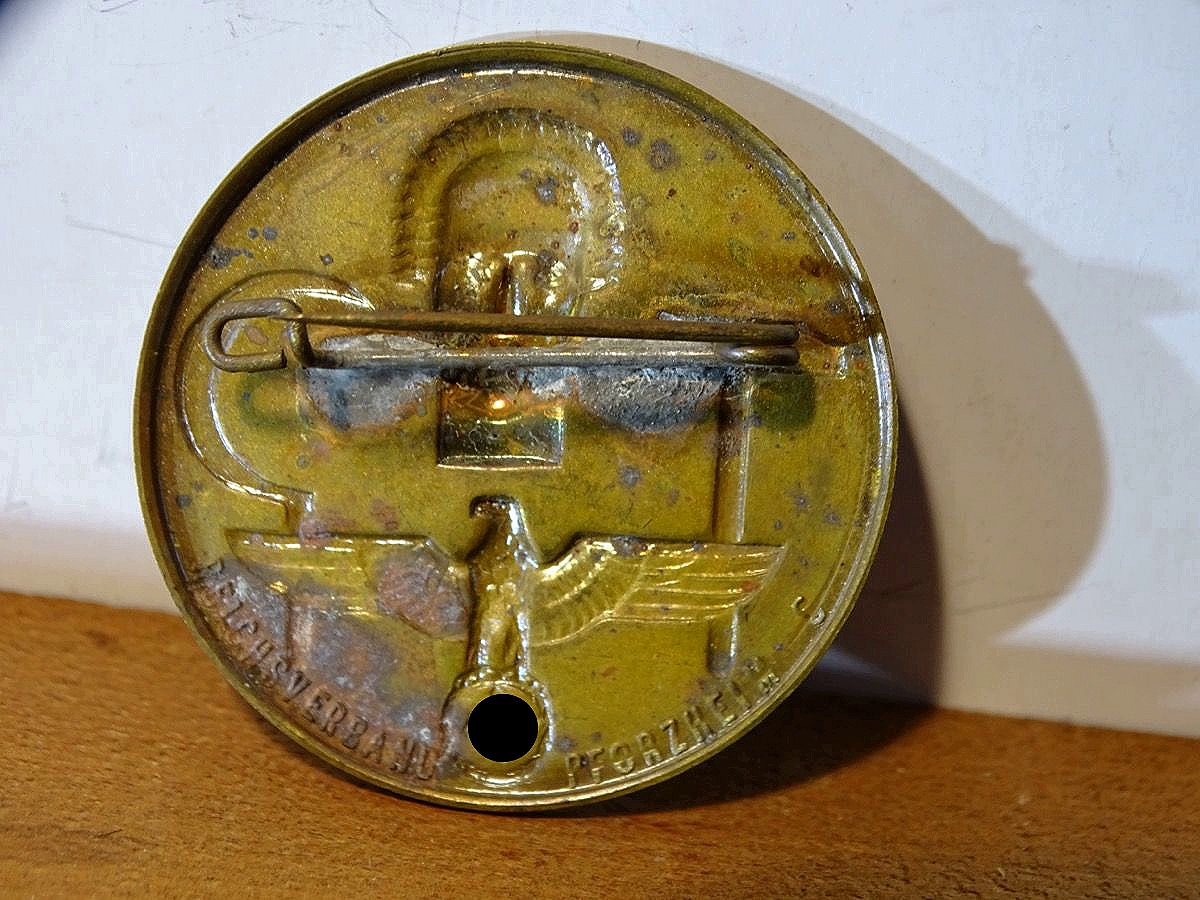 1.MAI 1934 TAG DER ARBEIT METALLABZEICHEN