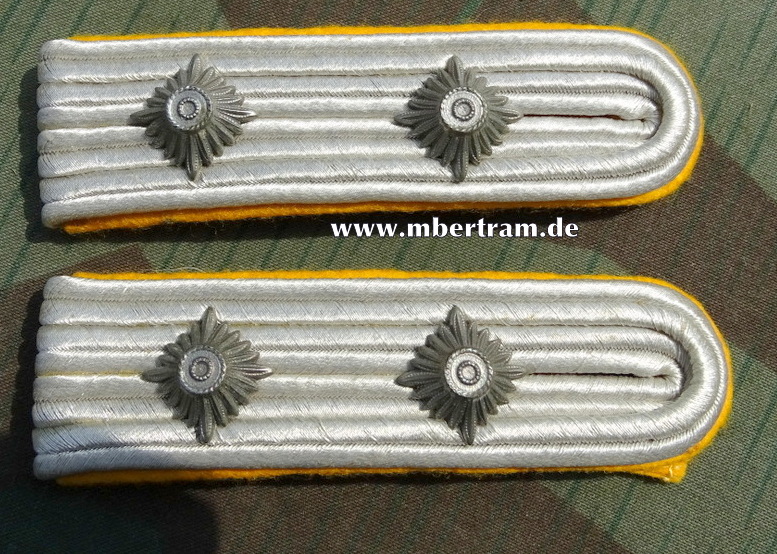 Paar Schulterklappen, Luftwaffe, Hauptmann fliegende Truppe