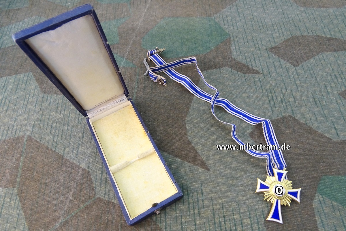Ehrenkreuz der Deutschen Mutter in Gold mit Etui : B.H.Meyer Pforzheim