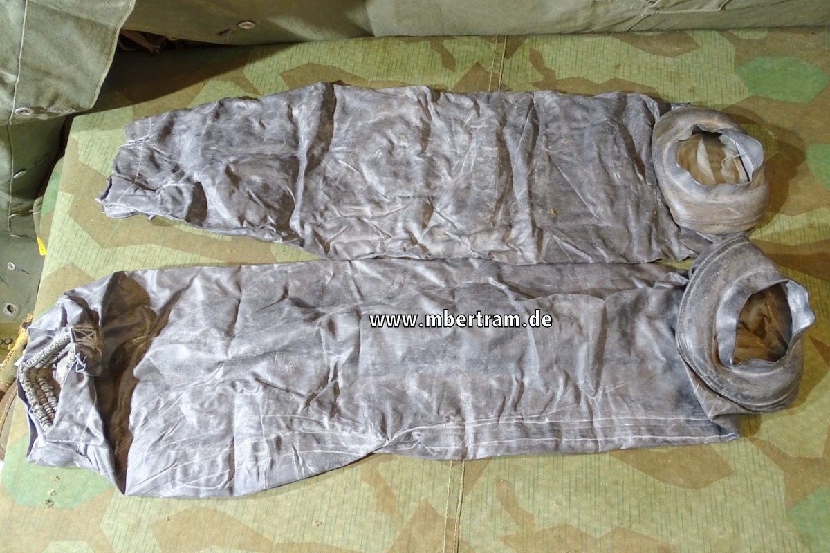 Wehrmacht Kavallerie Pferde Gasschutz Strümpfe 41, " aqd" Gr. 1, lang