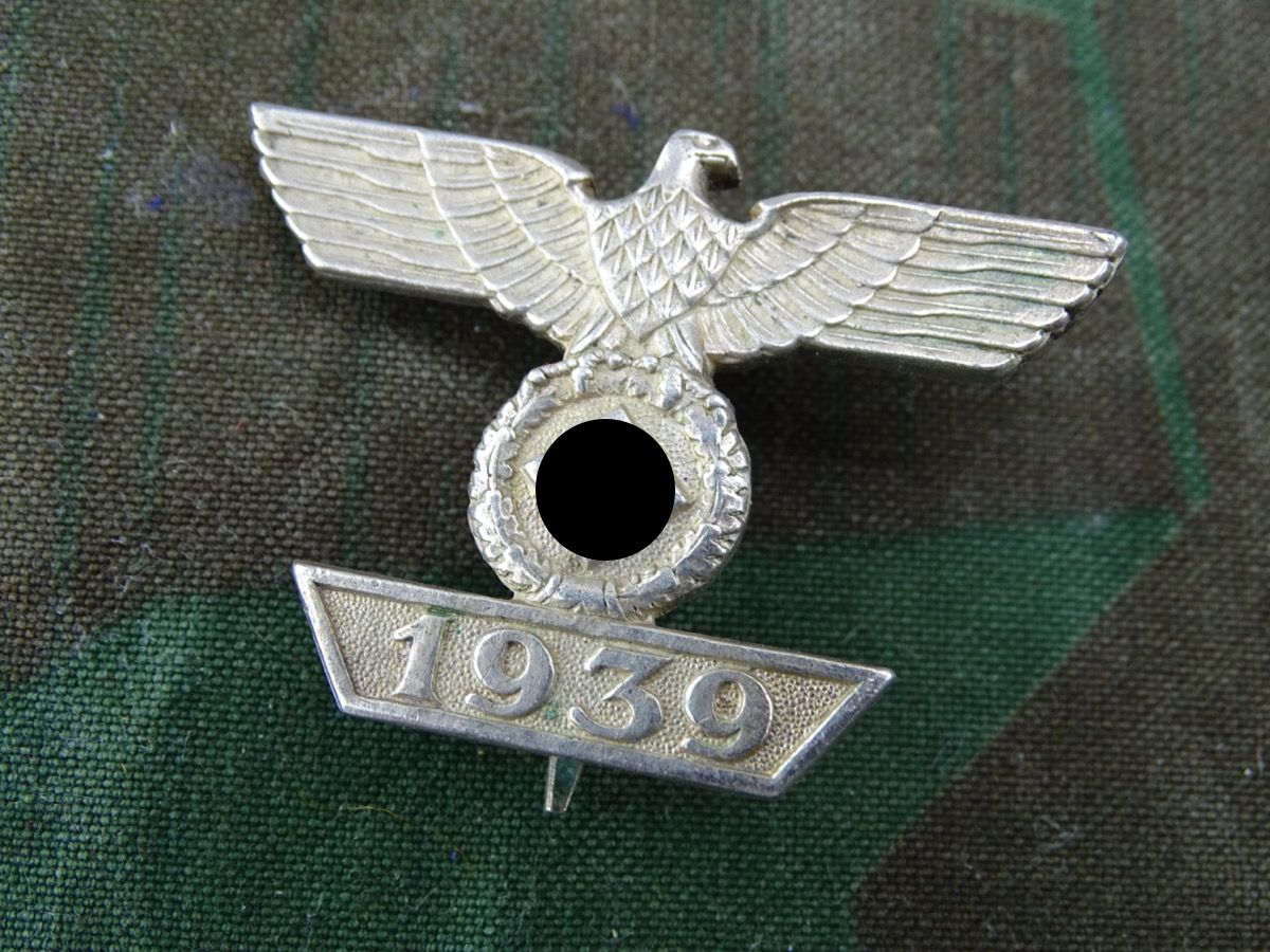 Wiederholungsspange 1939 zum Eisernen Kreuz 1. Klasse 1914, Buntmetall, L / 13, 2. Modell