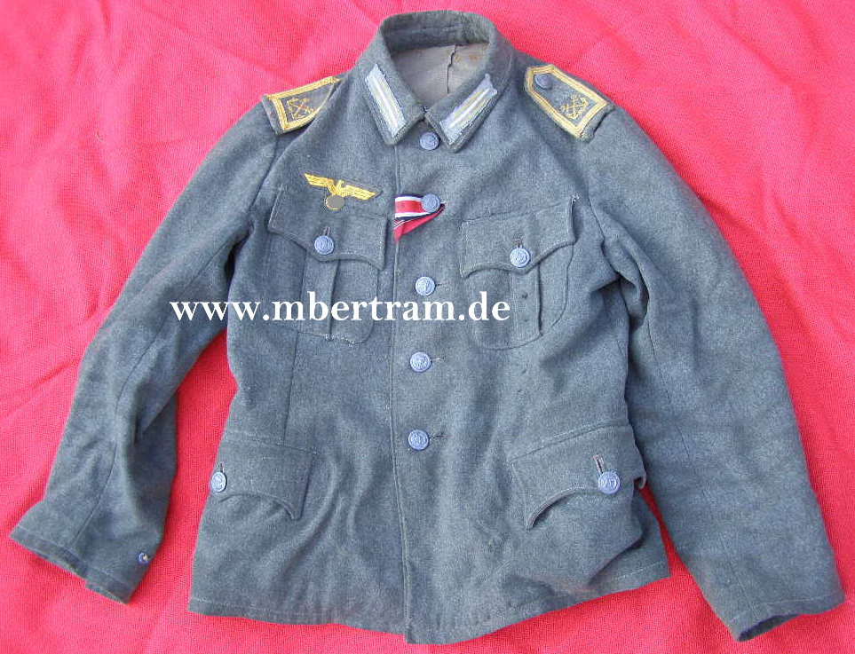 Feldgraue 4 Taschen Feldbluse für einen Obermaat