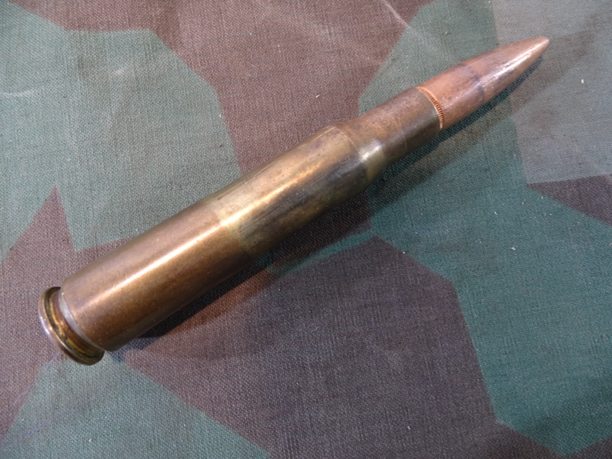Alliierte Flugzeug Deko Bordwaffen Munition,  schweres 13,2mm MG,  SL 1942 ( St. Louis Ordnance Plant) Alliierte Flugzeug Deko Bordwaffen Munition,  schweres 13,2mm MG,  SL 1942 ( St. Louis Ordnance Plant)