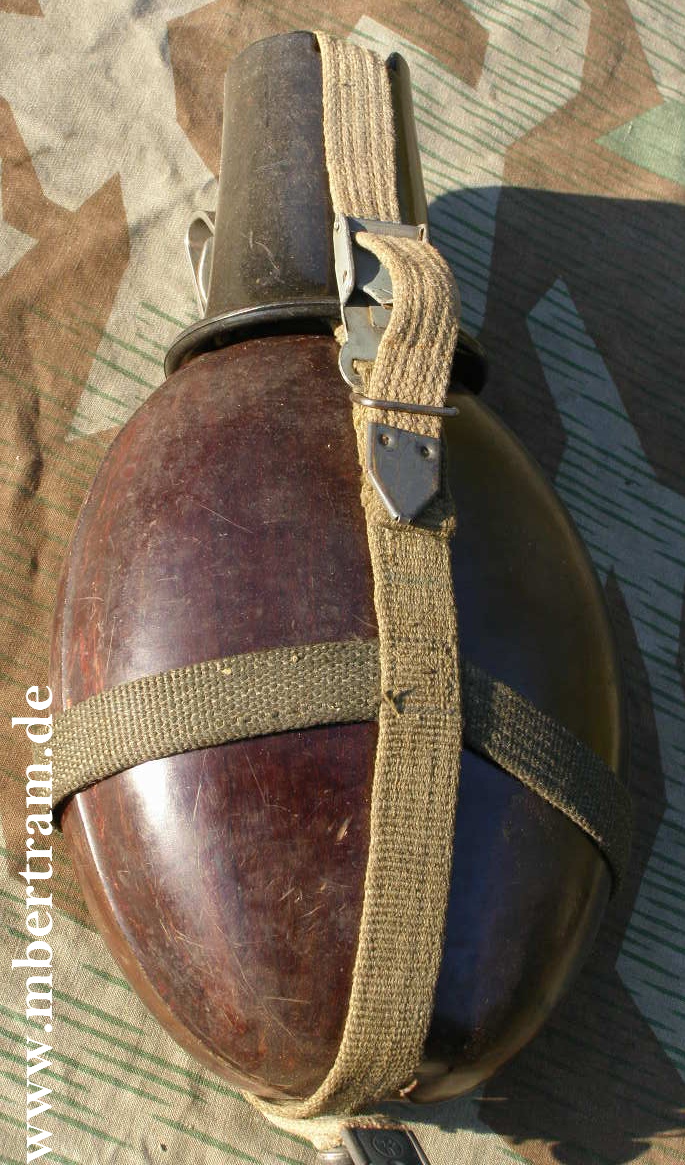 Afrika Korps Feldflasche "Ritter Alfurit D.R.P.a." Mit Becher