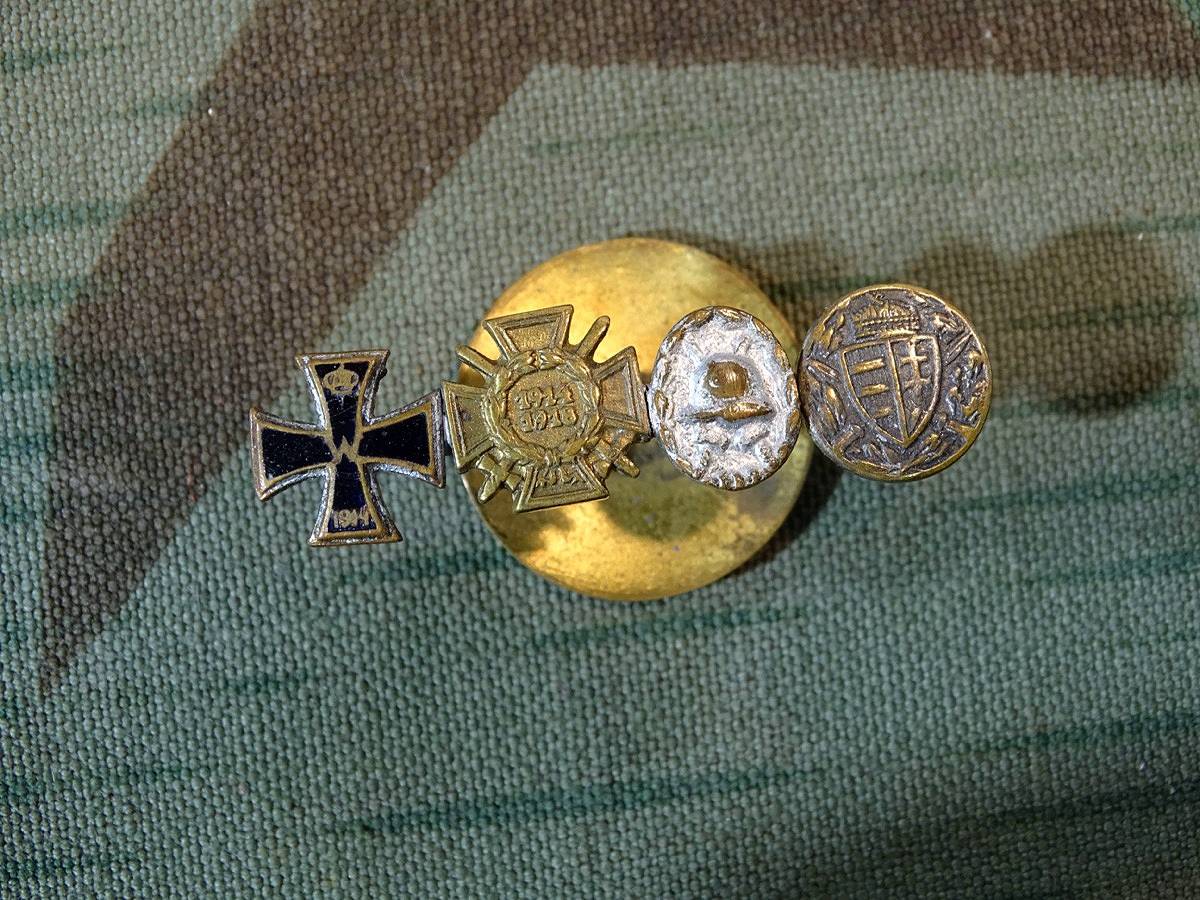 4er Miniaturen Knopfloch Spange 1. Weltkrieg, EK 2, Ehrenkr.f. Frontk., Verw Abz Silber, Österr. Med. 