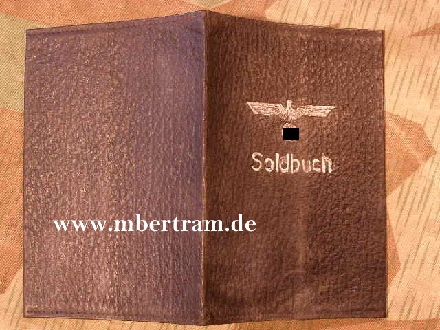 Soldbuch Schutzhülle mit eingeprägtem silbernen Adler