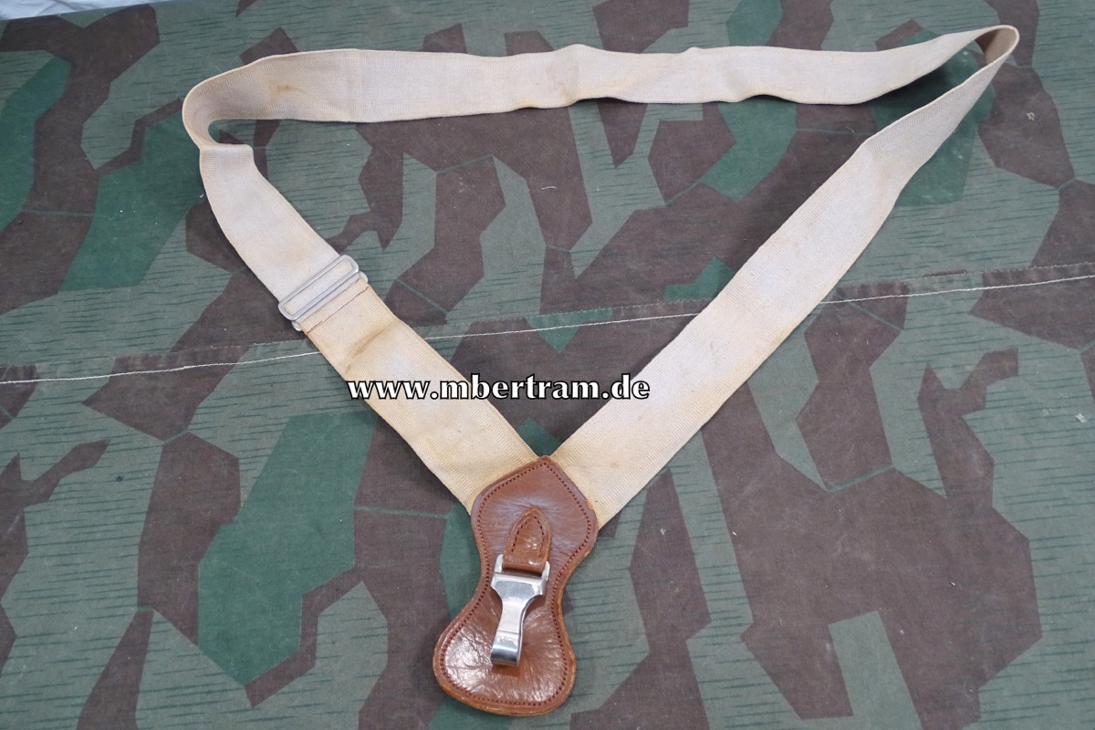 Wehrmacht /: Säbelunterschnallgurt, Schultergurt zum tragen eines Säbels.