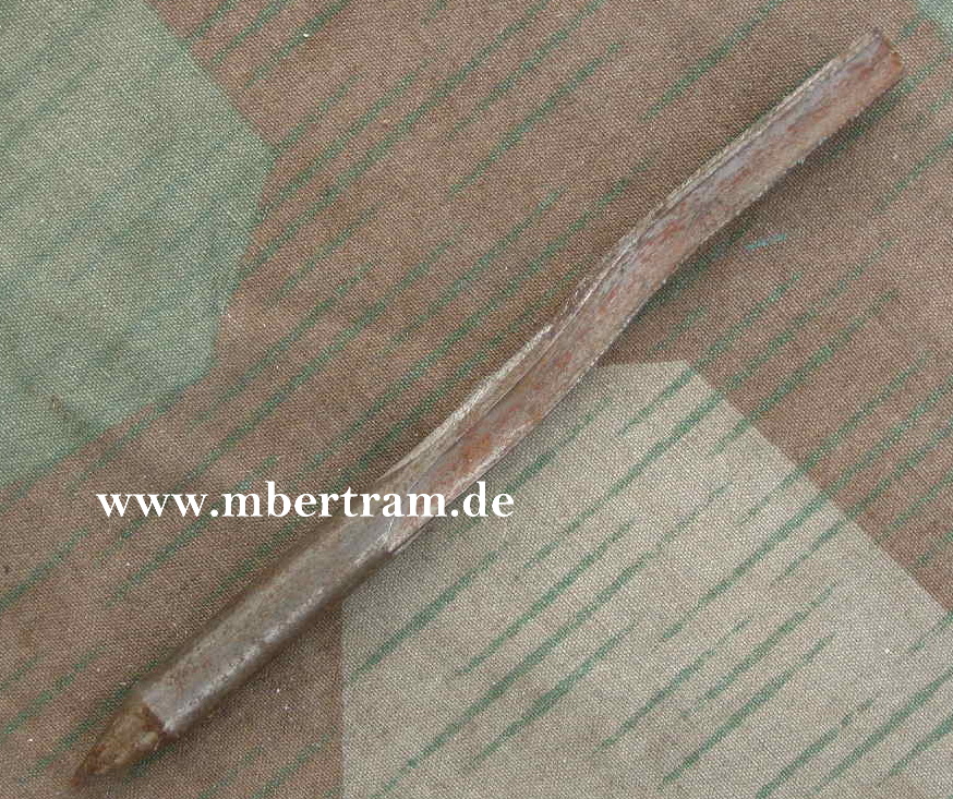 Abwurfgeschoss 1. Weltkrieg. "Fliegerpfeil" ca. 12cm lang