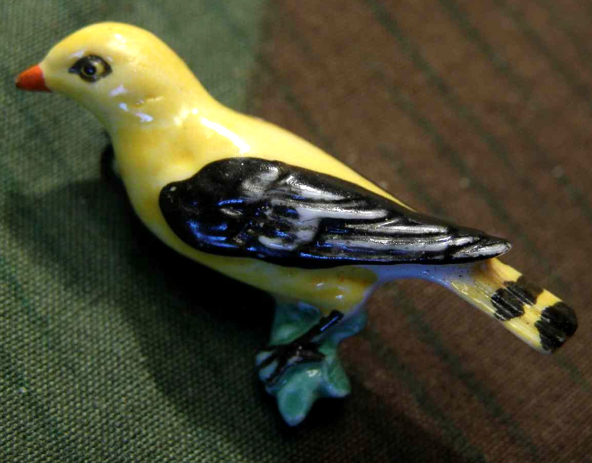 " Pirol", WHW, Feb. 1942, Porzellanabzeichen, Serie Vögel unserer Heimat