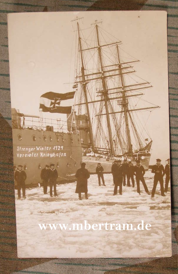 Strenger Winter 1929, vereister Kriegshafen, Segelschulschiff