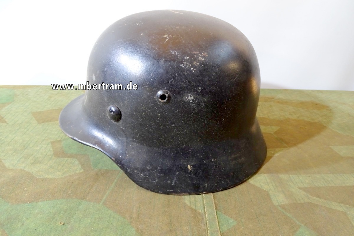 Wehrmachts Helm M 35, weitergenutzt Seite NS 60, E 13 hinten, Originalring