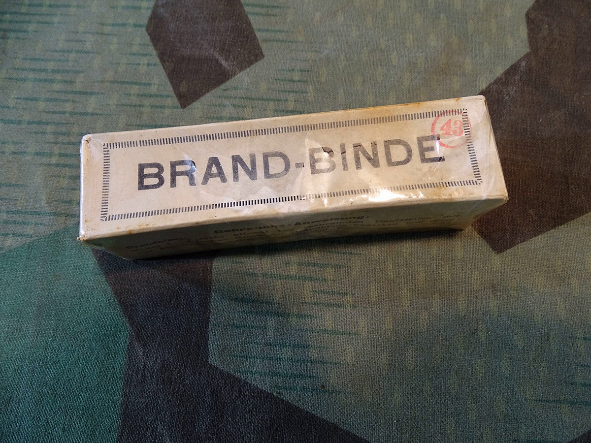 Brandbinde 2 m Lang 10 cm breit, P.Hartmann 1939.  Wehrmacht Sanitätsmaterial, Verbandkasten 