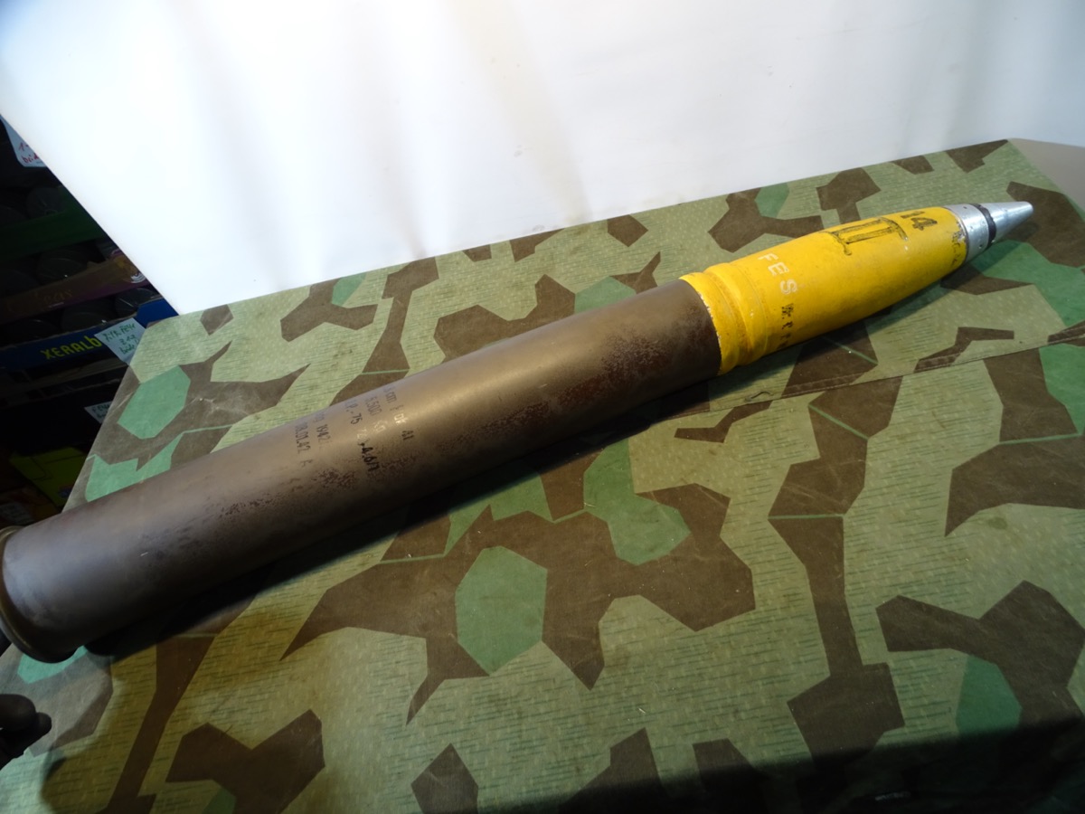 8,8 cm Flak 18 Deko Granate, lackierte Stahlhülse, Geschoss,  S 30 Zünder