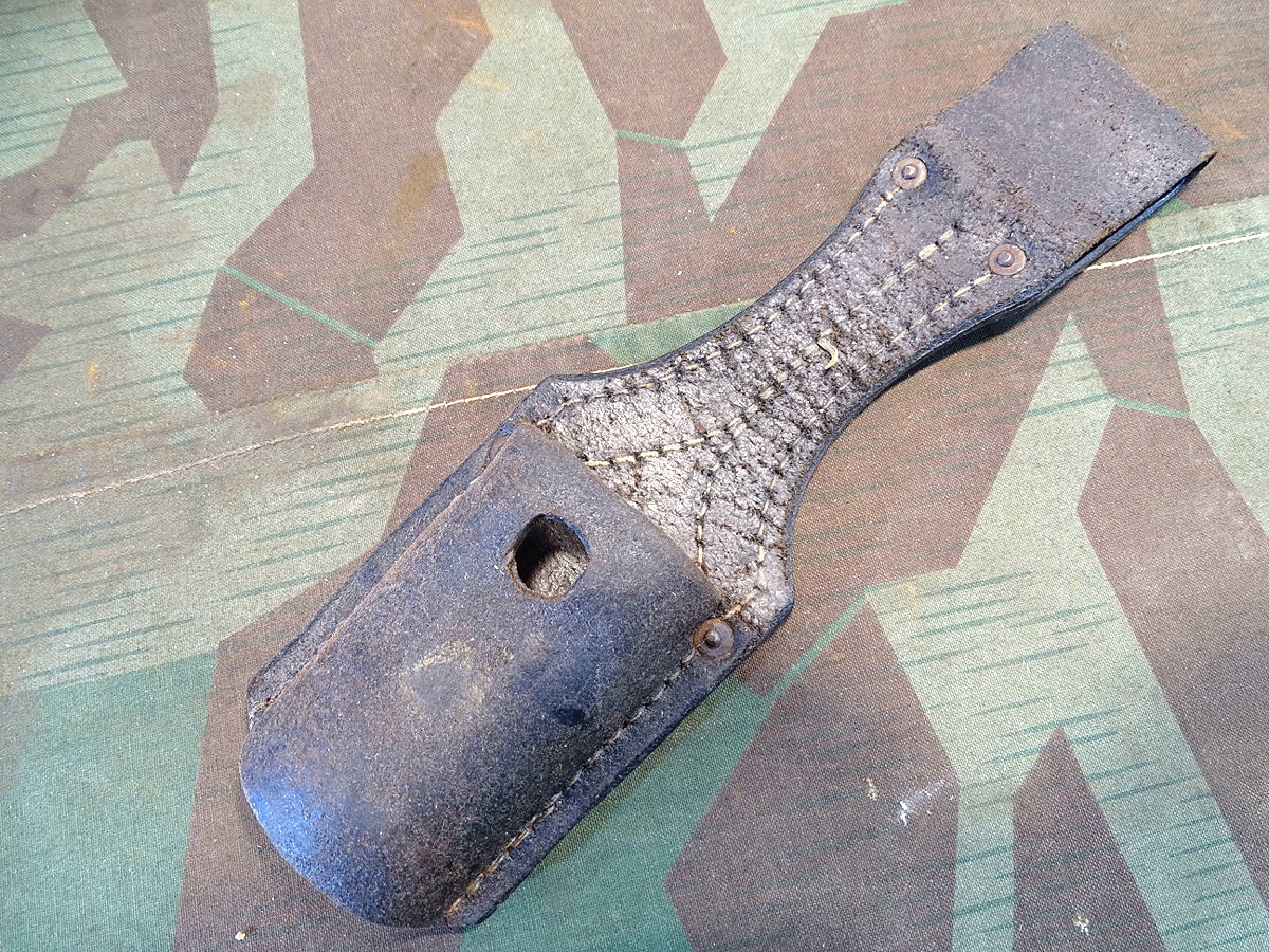 Koppelschuh zum 1. Weltkriegs Seitengewehr M 98/05 Koppelschuh zum 1. Weltkriegs Seitengewehr M 98/05