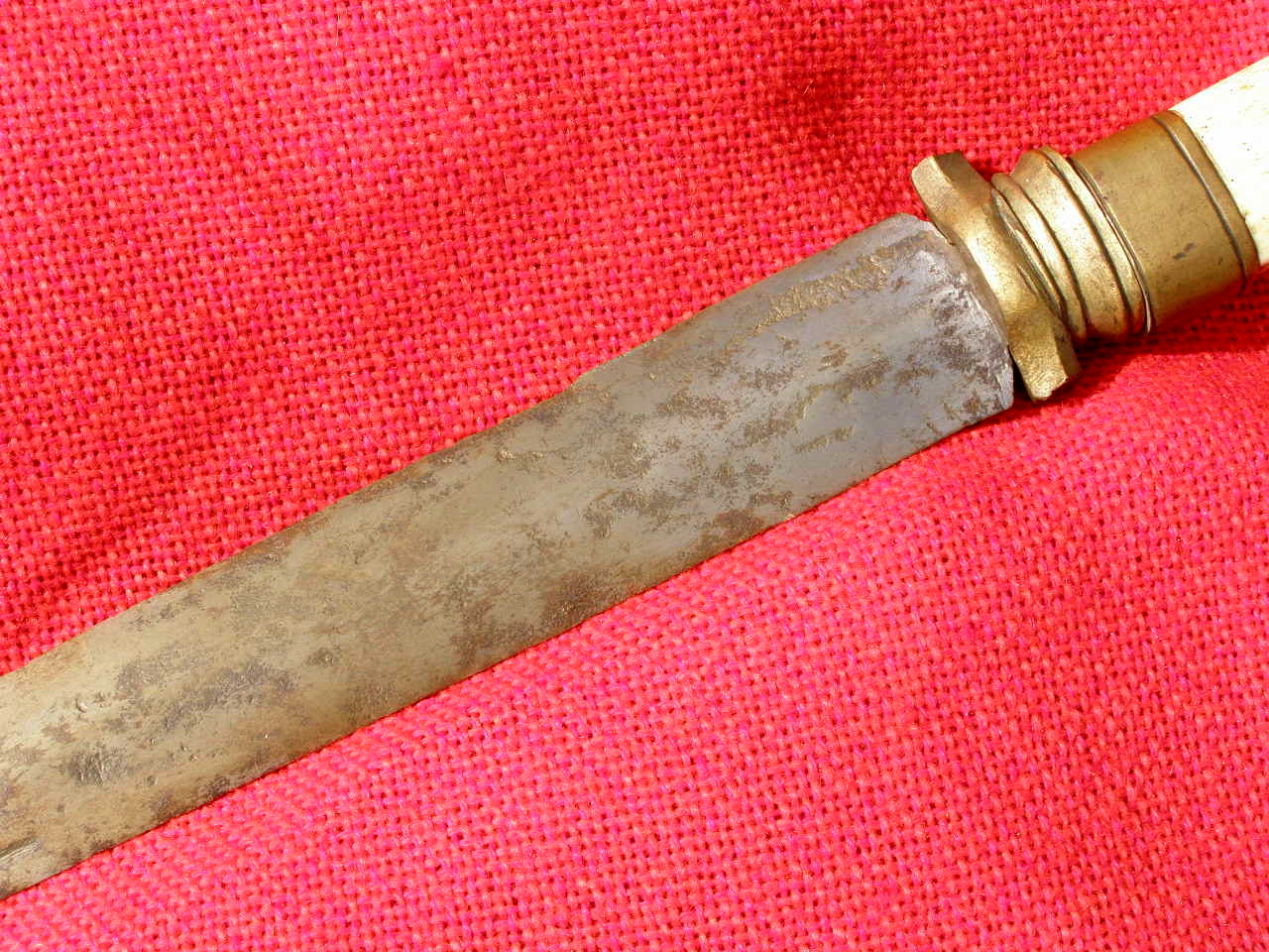 10348-8 Hirschfänger, wahrscheinlich deutsch um 1800.