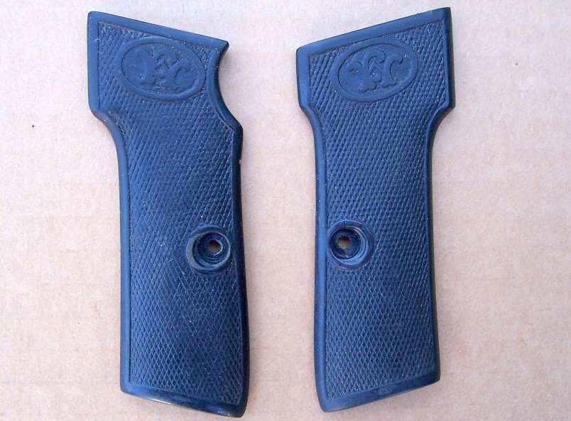 Griffschalen / Grippanels Walther Mod.6 Kal. 9 Para