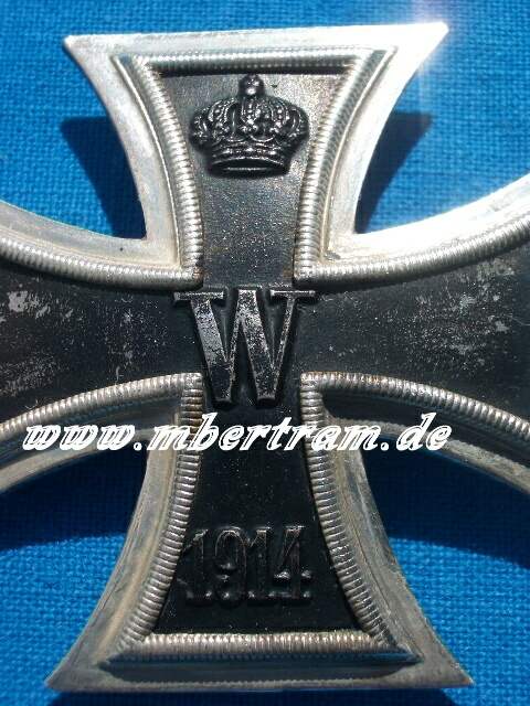 Eisernes Kreuz 1914 1. Klasse Gewölbt, Schraubscheibe