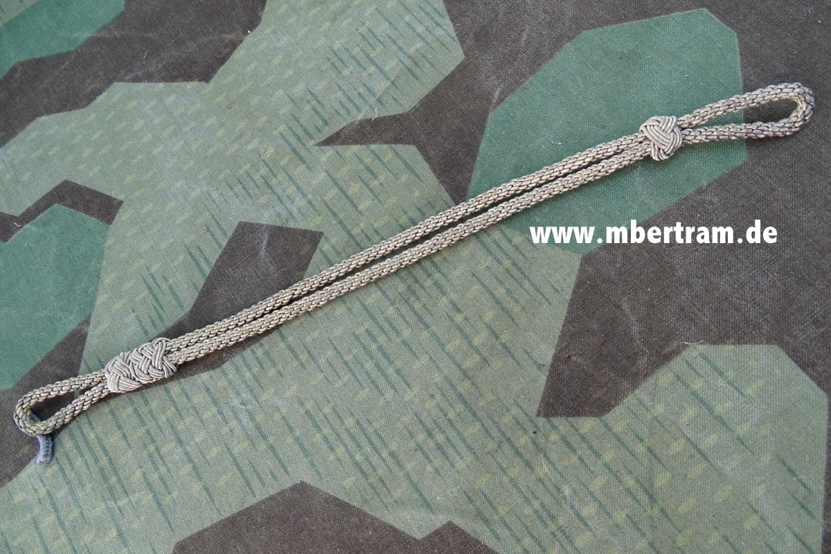WK 2 Mützenkordel für Offiziers Schirmmütze, silber Geflecht, angelaufen, 28cm