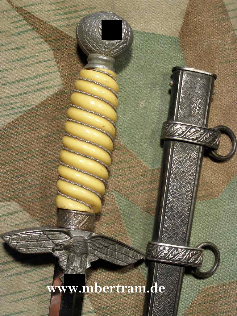 LUFTWAFFEN OFFIZIERSDOLCH , gelber GRIFF
