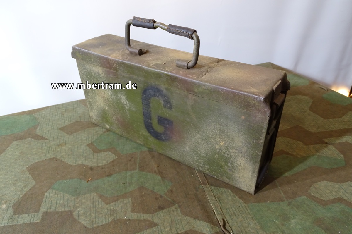 Patronenkasten 41, "G" für Gurtfüller 34. Frontumbau in Kleinserie. Selten !