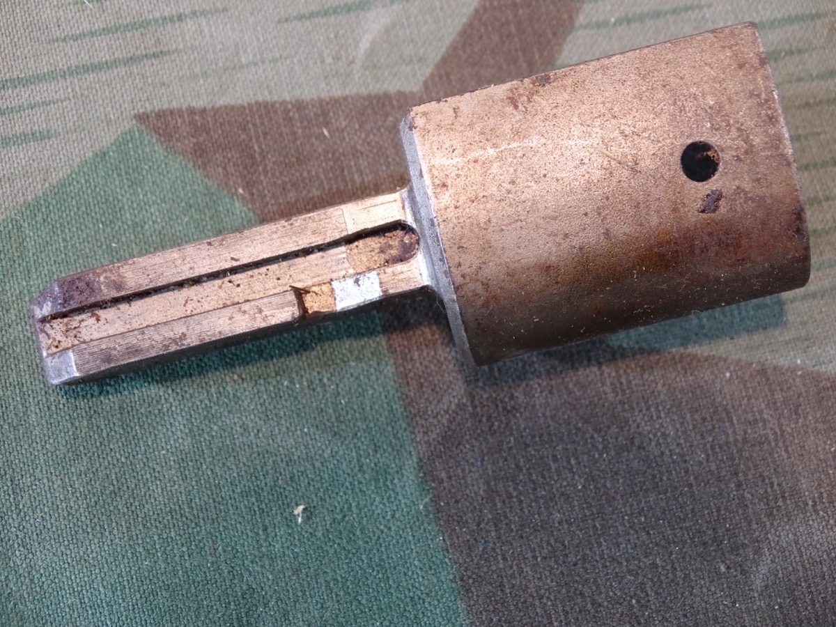 Später original K98 Bajonetthalter für den Standart Karabiner der Wehrmacht