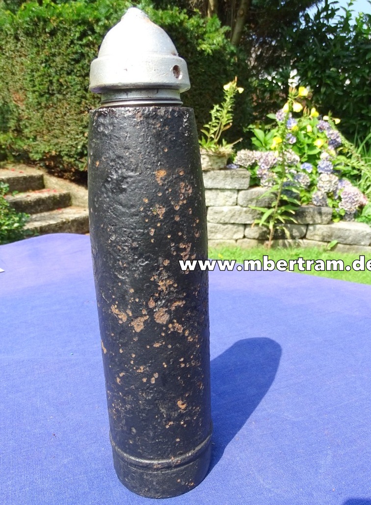 Deko Granate für deutsche  7,5 cm Feldkanone 18 mit  Zünder AZ.1.