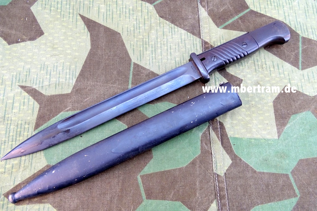 Seitengewehr SG  84/98, Bakelit Griffschalen, Hst. " 43 agv" Berg & Co Sg-Ohligs