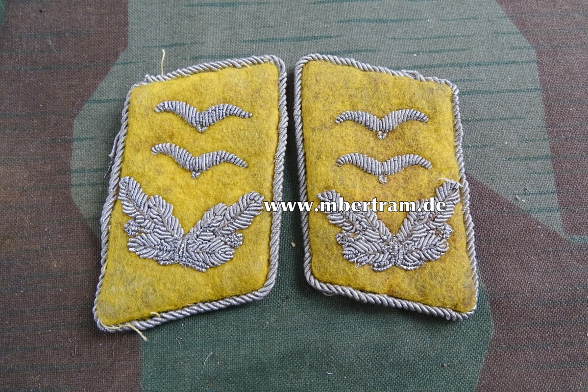 Luftwaffe Paar Kragenspiegel Oberleutnant fliegende Truppe , getragen, paarig