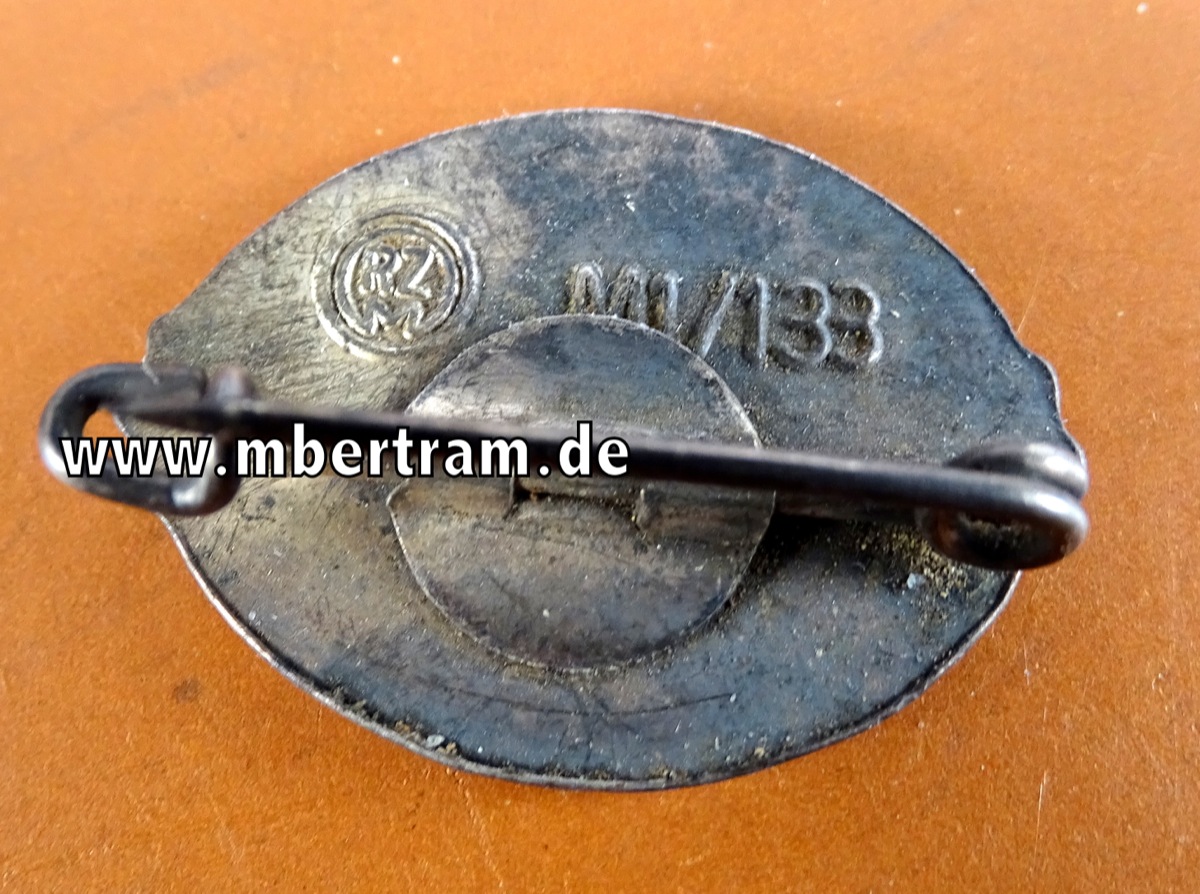 Replik: Fördernde Mitglieder der SS ( FMSS ), Abzeichen, emailliert, versilbert
