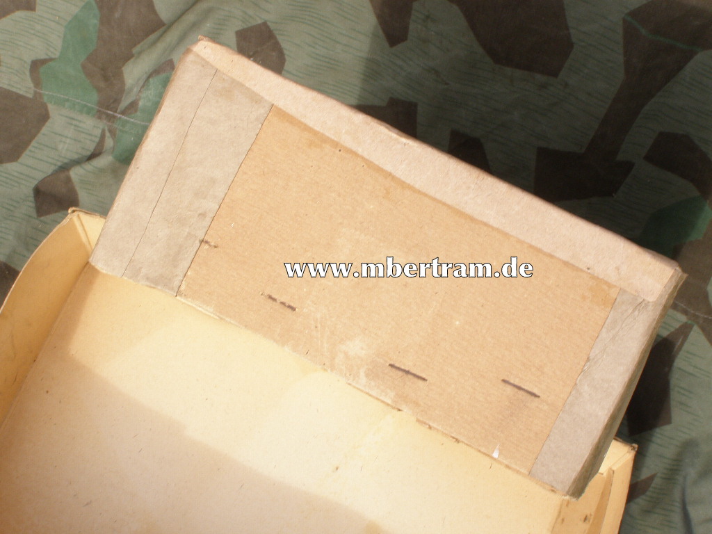 13513-27 Komplettes Luftschutz Gasjäckchen in Originalkarton