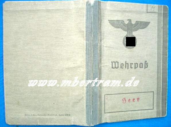 Wehrpass 2. WK, guter Zustand, Regiments Einträge, Modell ab 1939