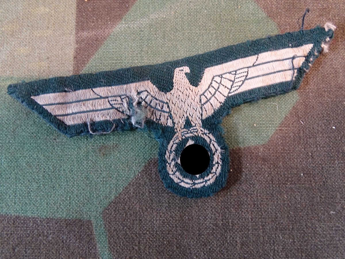 Gewebter Brustadler für M 36 Feldblusen der Wehrmacht, getragenes Original