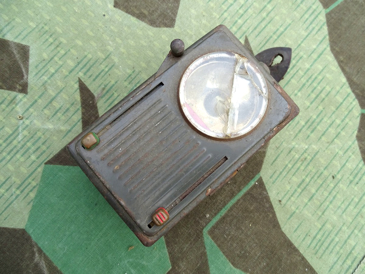 Progress Militär Signal Taschenlampe mit Versorgungsnummer, frühe Bundeswehr ?