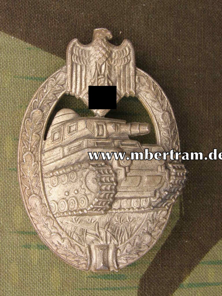 Panzerkampfabzeichen Silber Hst: "A.S.", halbhohl