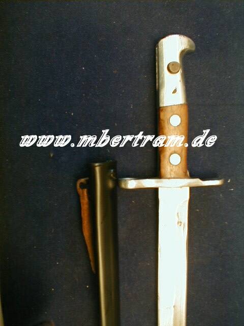 Schweiz K 31 Dolchbajonett, Waffenfabrik Neuhausen