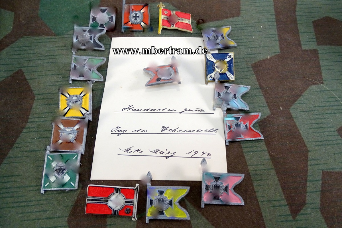 WHW -März 1940, 16 unterschiedliche Abz. Fahnen und Standarten der Wehrmacht