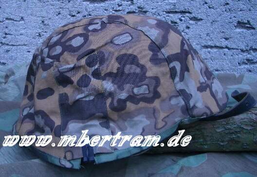Replik: Wendbarer Helmtarnbezug Waffen SS
