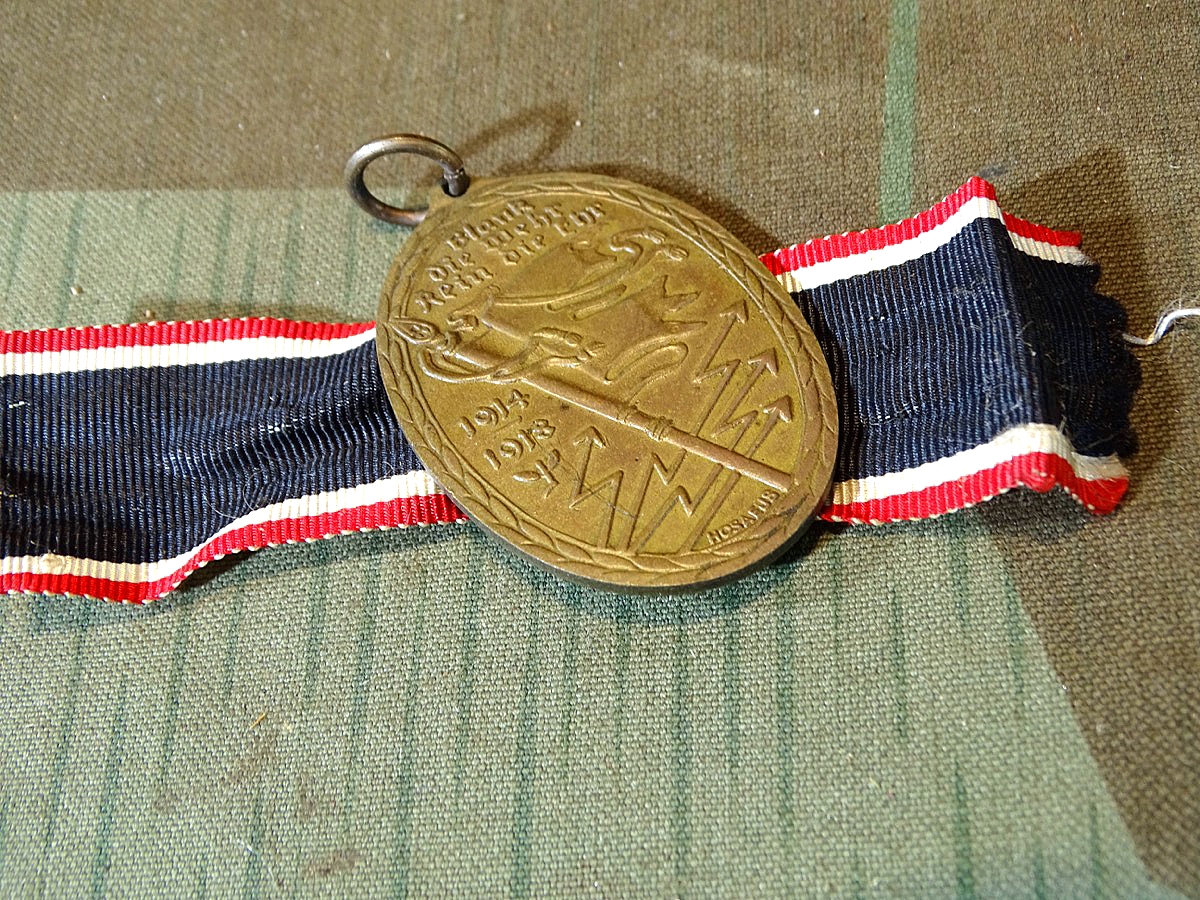Kriegsdenkmünze des Kyffhäuser Bundes,  Medaille am Band 1914/18 ” Blank die Wehr – Rein die Ehr ”