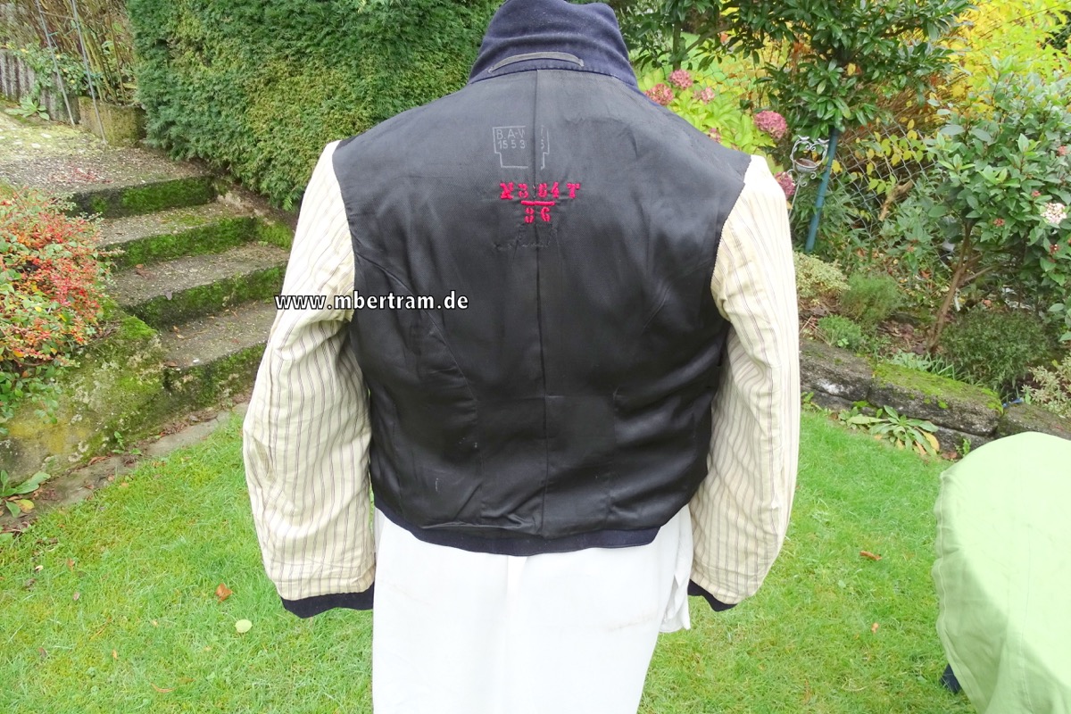 2385-155a0d82104eee4 KM dunkelblaue Paradejacke, Feuerwerkersmaat, um 1937.