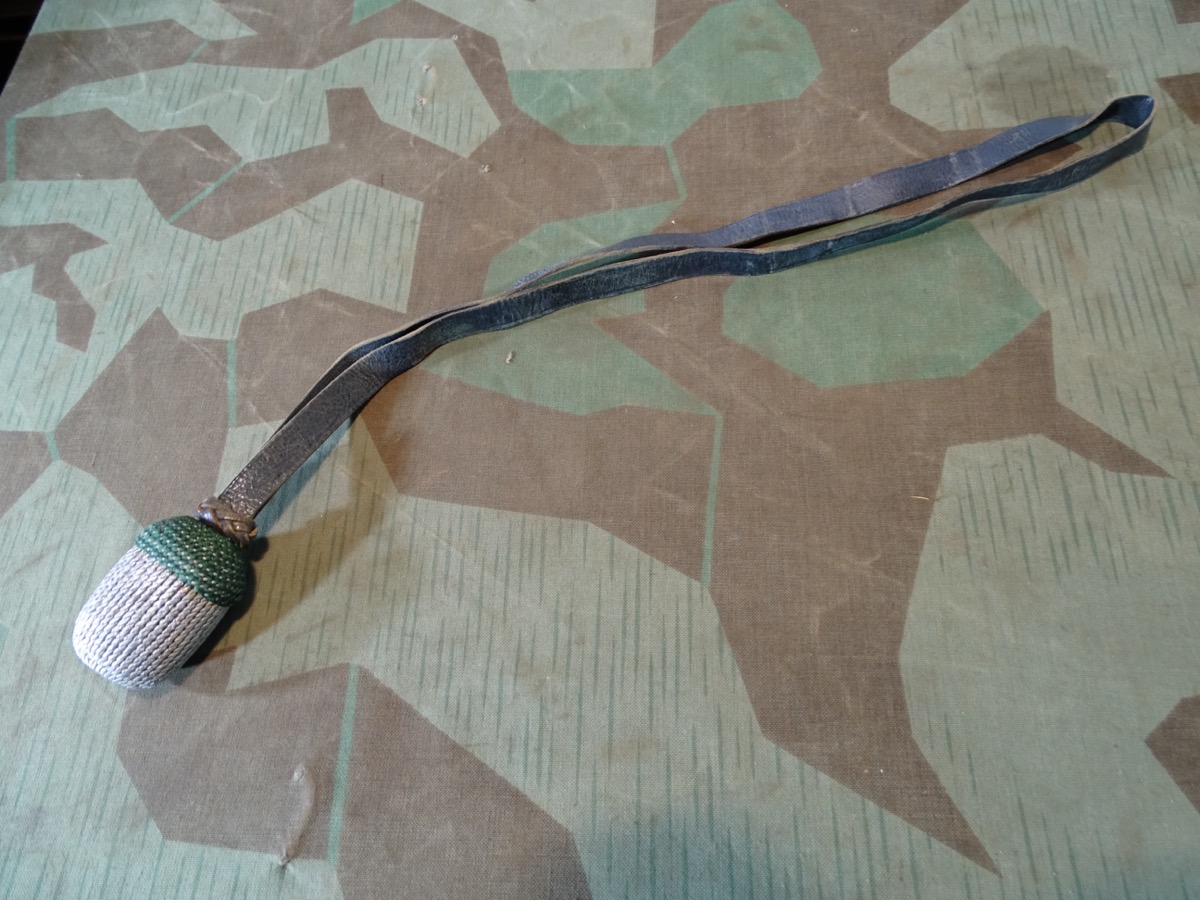 Wehrmacht Säbel Fangriemen / Faustriemen  für Unteroffiziere