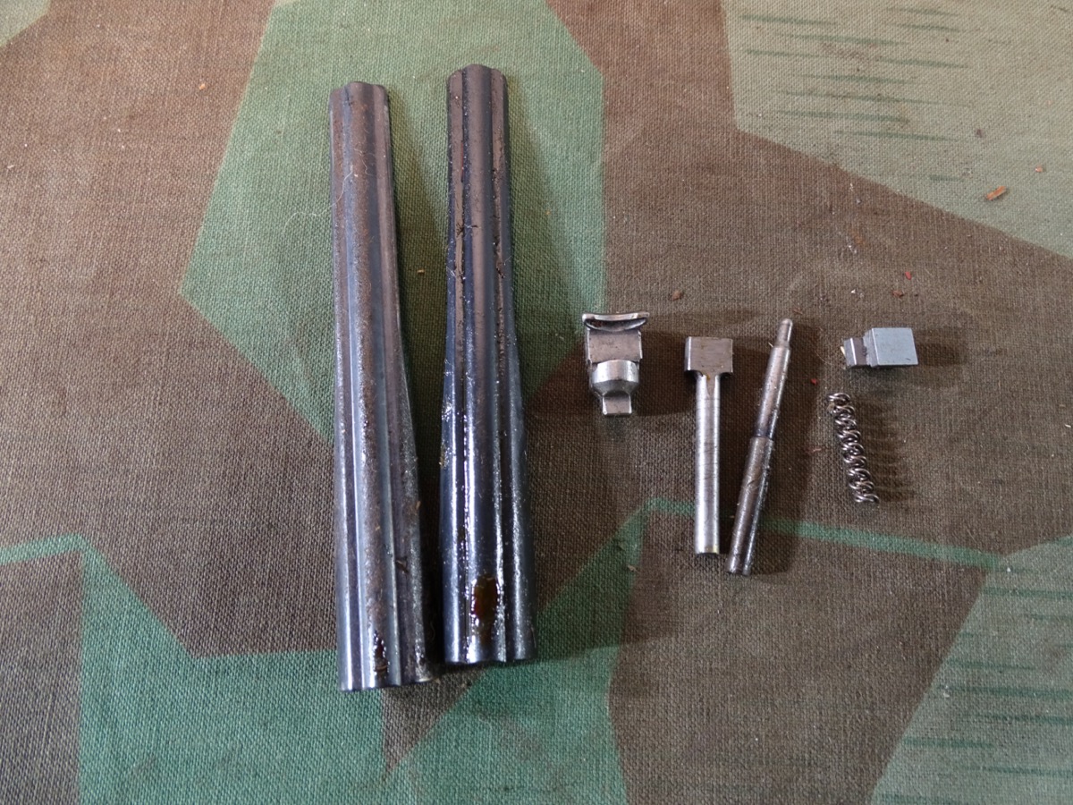 7 Teiliger Satz MG 42 oder MG 42/53 Verschlussteile mit 2 Schienen