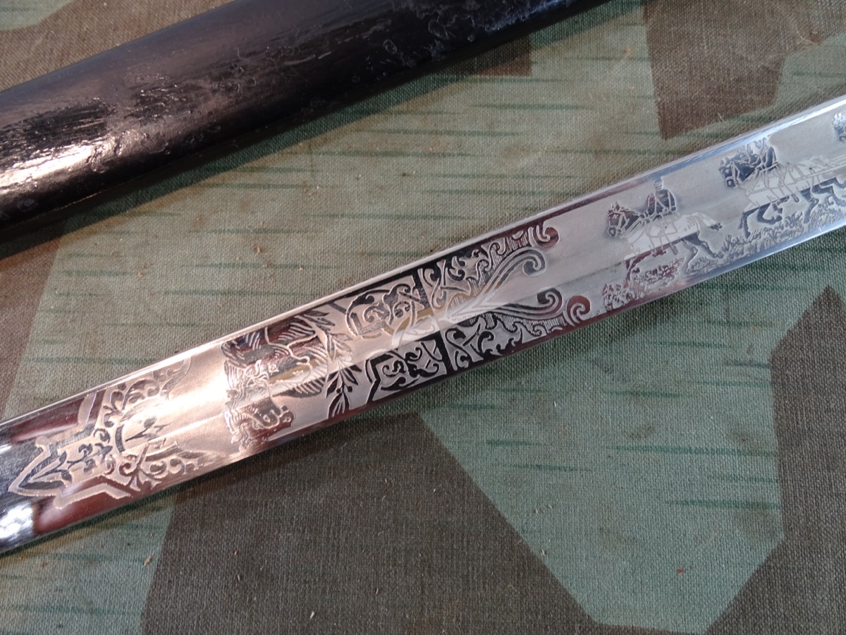 Garde Artillerie Säbel von WKC mit sehr schöner Ätzung " Reiter Abt. 4 Garde Artillerie Feld Art. Rgt." Garde Artillerie Säbel von WKC mit sehr schöner Ätzung " Reiter Abt. 4 Garde Artillerie Feld Art. Rgt."