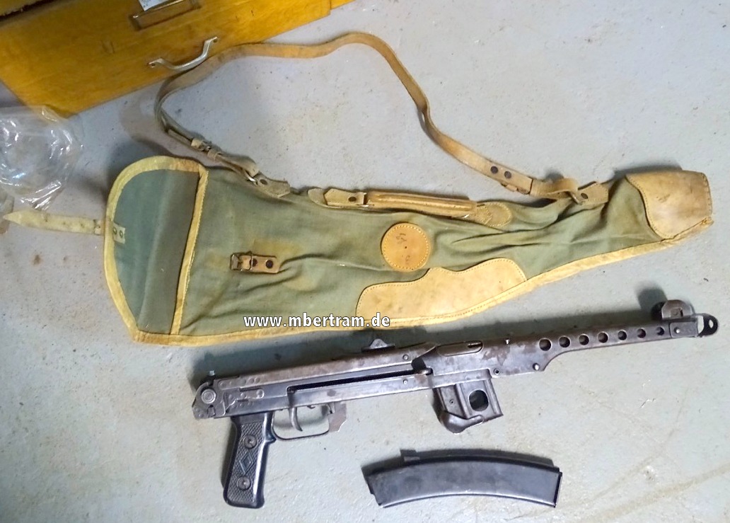 MP 40 / PPS 43 Waffentasche für Fallschirmjäger, Zustand 2-