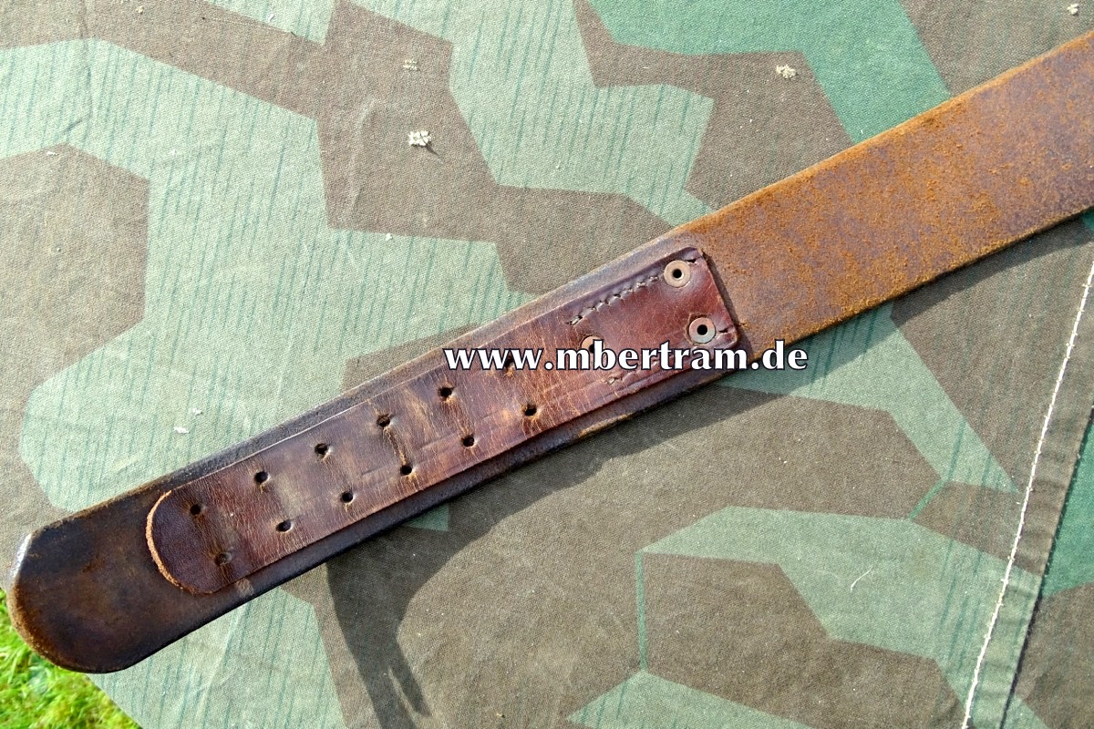Koppelriemen, Messingschließe für 1./2. WK Schlösser