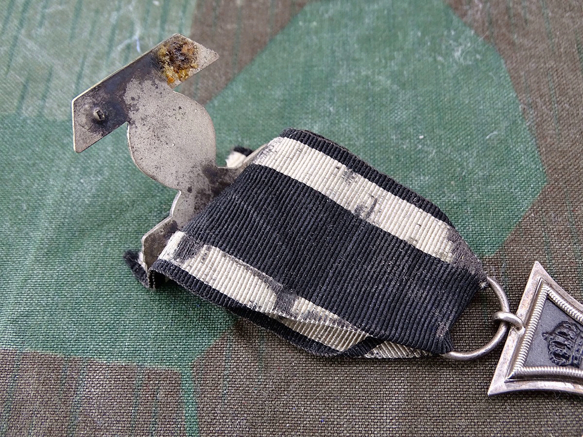 Eisernes Kreuz 2. Klasse 1914, Hst.: SW, mit Wiederholungsspange 1939 , 2 Splinte Eisernes Kreuz 2. Klasse 1914, Hst.: SW, mit Wiederholungsspange 1939 , 2 Splinte