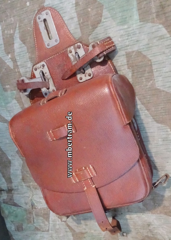 Wehrmacht Kavallerie Packtasche M 40 mit Halterung " Joseph Mol Goch 1941"