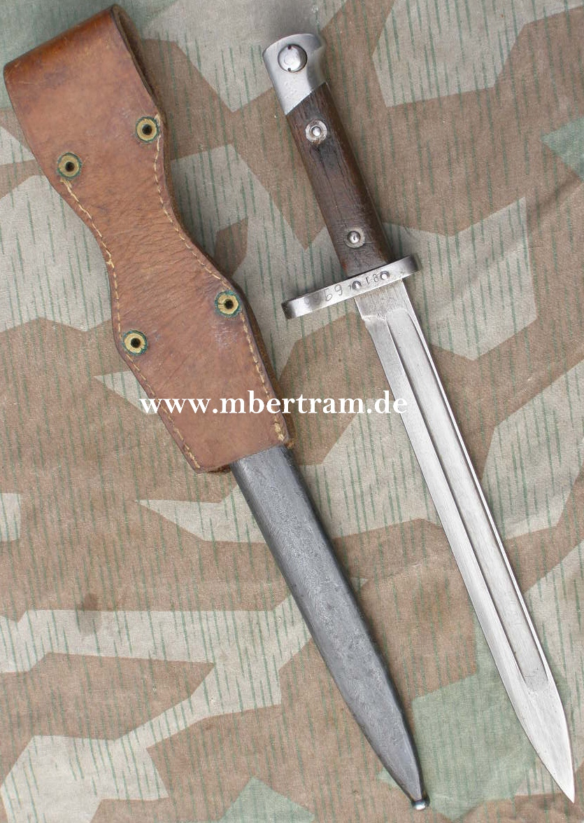 Steyr Bajonett M 95, Hst.:" MU" im Oval, Koppelschuh.