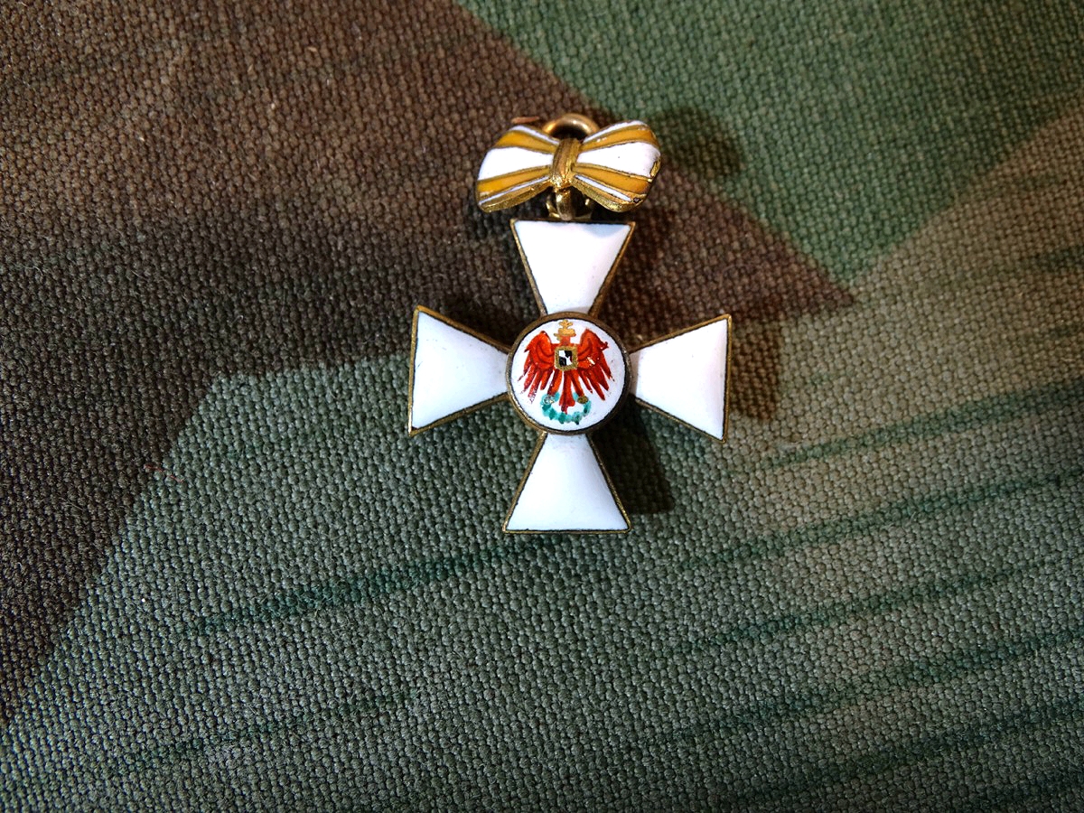 Miniatur Roter Adler Orden für Frackkettchen. ca. 19 mm H